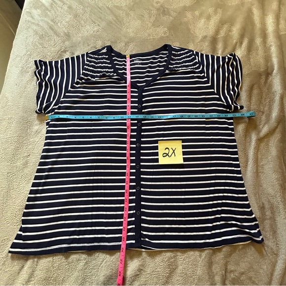 NWOT Market & Spruce navy blue white stripes v-neck soft tee Size 2X - Picture 11 of 11
